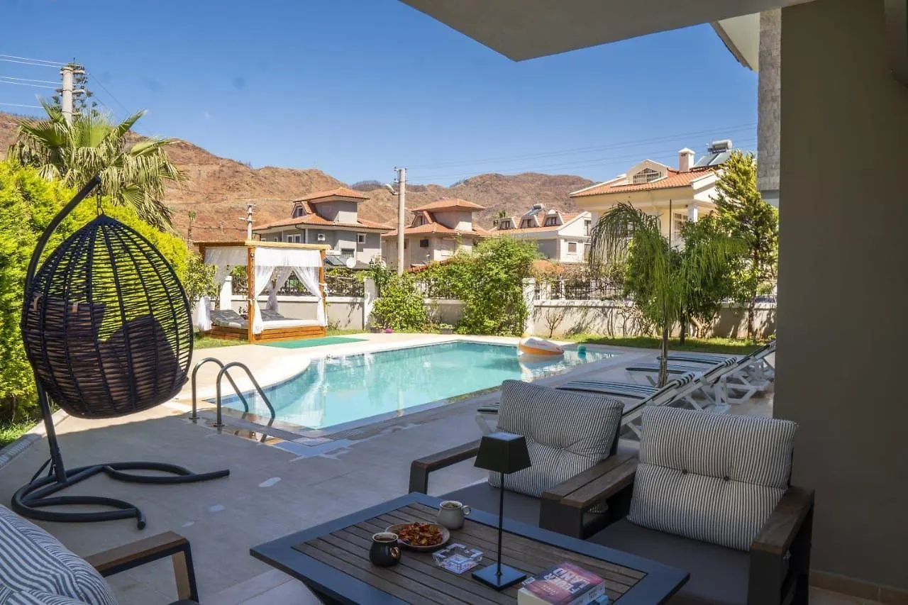 Villa Cozy Μαρμαρίς